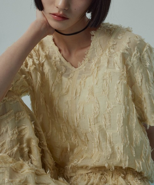 W:Huku(フーク)の「【W:Huku / コットンフリンジジャガード】Vネック 半袖 トップス / Cotton Fringe Jacquard V-Neck Top(シャツ/ブラウス・レディース・ブラック/イエロー系その他/ホワイト・FREE)」の9枚目の写真