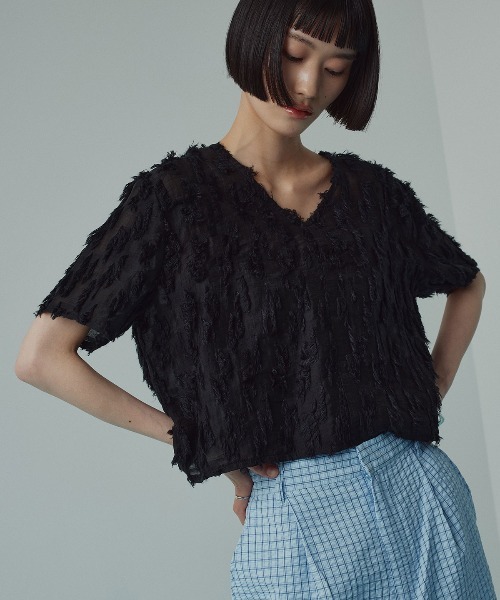 W:Huku(フーク)の「【W:Huku / コットンフリンジジャガード】Vネック 半袖 トップス / Cotton Fringe Jacquard V-Neck Top(シャツ/ブラウス・レディース・ブラック/イエロー系その他/ホワイト・FREE)」の17枚目の写真