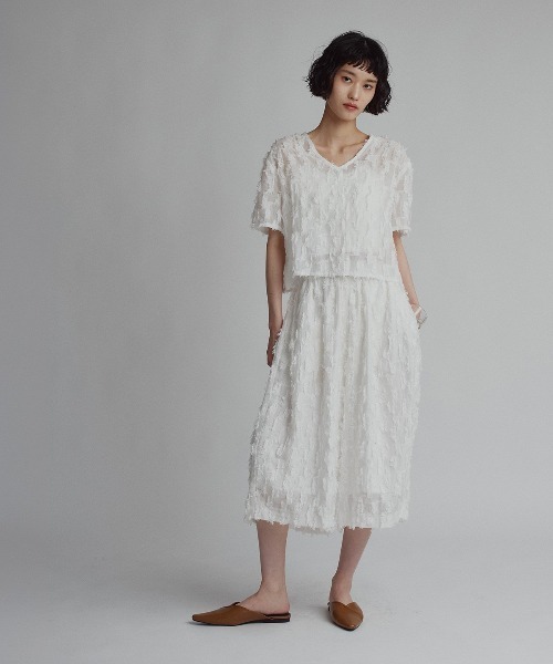 W:Huku(フーク)の「【W:Huku / コットンフリンジジャガード】Vネック 半袖 トップス / Cotton Fringe Jacquard V-Neck Top(シャツ/ブラウス・レディース・ブラック/イエロー系その他/ホワイト・FREE)」の22枚目の写真