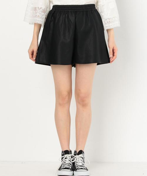 Another Edition（アナザーエディション）の「theFIFTHフェイクレザーショートパンツ/theFIFTH FLLT SPT◆（その他パンツ・レディース・ブラック・フリー）」の3枚目の写真