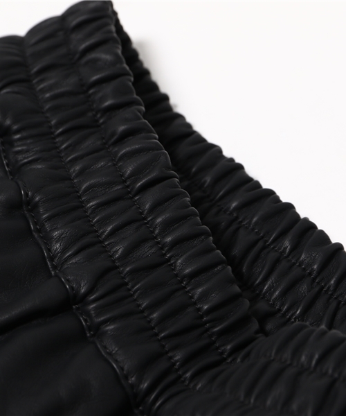 Another Edition（アナザーエディション）の「theFIFTHフェイクレザーショートパンツ/theFIFTH FLLT SPT◆（その他パンツ・レディース・ブラック・フリー）」の9枚目の写真