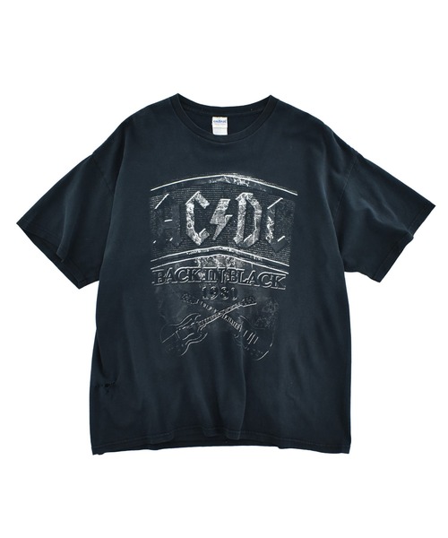 GILDAN(ギルダン)の「【USED】Y2K GILDAN “AC/DC BACK IN BLACK” バンドTシャツ(Tシャツ/カットソー・メンズ・ブラック・X-LARGE)」の1枚目の写真