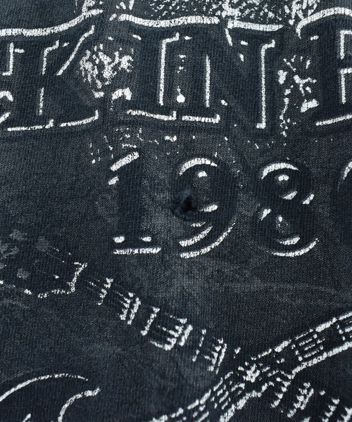GILDAN(ギルダン)の「【USED】Y2K GILDAN “AC/DC BACK IN BLACK” バンドTシャツ(Tシャツ/カットソー・メンズ・ブラック・X-LARGE)」の3枚目の写真