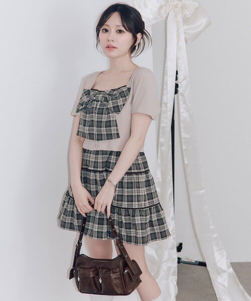 OLIVE des OLIVE(オリーブデオリーブ)の「リボンミニワンピとカーデのセット(ワンピース・レディース・ベージュ/ドット/ブラック・FREE)」の11枚目の写真