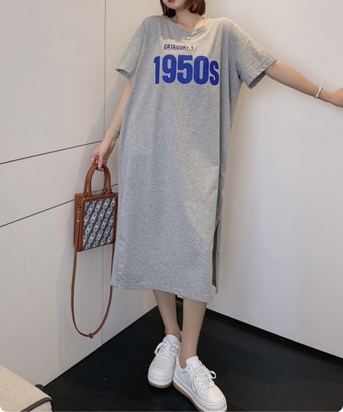 I.O.E（アイオイ）の「【韓国トレンド】1950sロゴプリントTシャツワンピース（ワンピース・レディース・ブラック/グレー・FREE）」の7枚目の写真