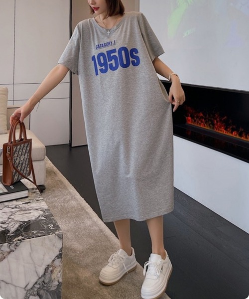I.O.E（アイオイ）の「【韓国トレンド】1950sロゴプリントTシャツワンピース（ワンピース・レディース・ブラック/グレー・FREE）」の12枚目の写真
