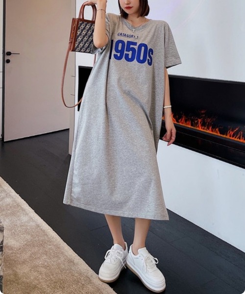 I.O.E（アイオイ）の「【韓国トレンド】1950sロゴプリントTシャツワンピース（ワンピース・レディース・ブラック/グレー・FREE）」の18枚目の写真