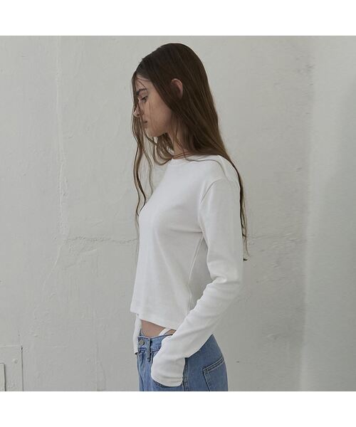 AENE(エイネ)の「エイ ロングスリーブTシャツ(アイボリー)(Tシャツ/カットソー・レディース・アイボリー・SMALL/MEDIUM)」の1枚目の写真