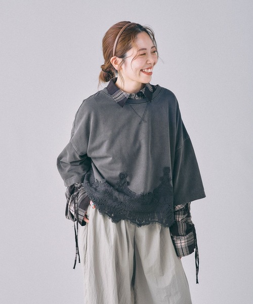 LEPSIM(レプシィム)の「レースドッキングミニ裏毛6分袖 840068(Tシャツ/カットソー・レディース・アイボリー/チャコールグレー/ライトブルー/グレー・FREE)」の15枚目の写真