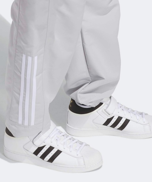 adidas(アディダス)の「スケートボーディング Gatsele トラックパンツ(ジェンダーニュートラル)/ ジャージ / アディダスオリジナルス adidas Originals(その他パンツ・メンズ・グレー・SMALL/MEDIUM/LARGE/X-LARGE/XX-LARGE/X-SMALL/3XL)」の10枚目の写真