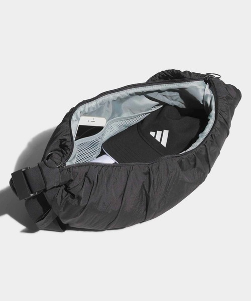 adidas(アディダス)の「マストハブ ショルダーバッグ / アディダス adidas(ショルダーバッグ・レディース・グレー・FREE)」の4枚目の写真