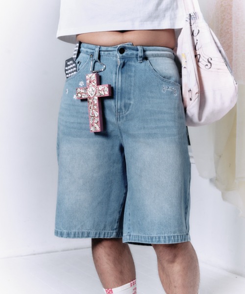 twins(nemne store)(ツインズ)の「twin puppies buggy jorts(その他パンツ・レディース・ライトブルー・SMALL/MEDIUM)」の3枚目の写真