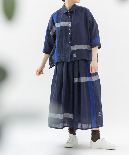 nop de nod(ノップドゥノッド)の「Ciel リネンラインパネル6分袖シャツ(シャツ/ブラウス・レディース・ブラック/レッド/ネイビー・M)」の4枚目の写真