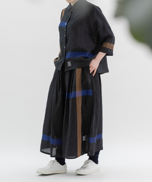 nop de nod(ノップドゥノッド)の「Ciel リネンラインパネル6分袖シャツ(シャツ/ブラウス・レディース・ブラック/レッド/ネイビー・M)」の20枚目の写真