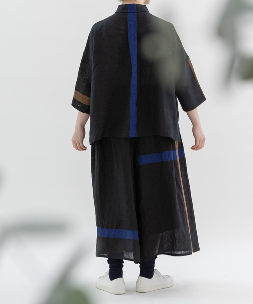 nop de nod(ノップドゥノッド)の「Ciel リネンラインパネル6分袖シャツ(シャツ/ブラウス・レディース・ブラック/レッド/ネイビー・M)」の21枚目の写真