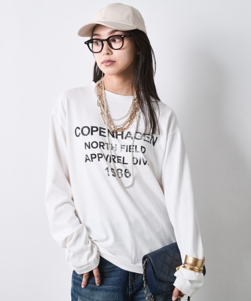 CHIC STYLE(シックスタイル)の「ロゴプリントロングスリーブTシャツ<大きいサイズ有>シックスタイル(Tシャツ/カットソー・レディース・オフホワイト/スミクロ・5L/4L/3L/LL/L/M)」の1枚目の写真