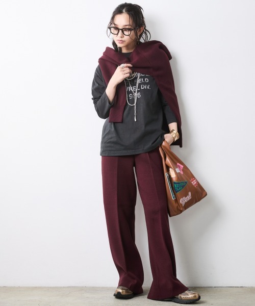 CHIC STYLE(シックスタイル)の「ロゴプリントロングスリーブTシャツ<大きいサイズ有>シックスタイル(Tシャツ/カットソー・レディース・オフホワイト/スミクロ・5L/4L/3L/LL/L/M)」の4枚目の写真