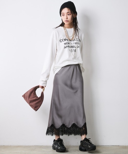 CHIC STYLE(シックスタイル)の「ロゴプリントロングスリーブTシャツ<大きいサイズ有>シックスタイル(Tシャツ/カットソー・レディース・オフホワイト/スミクロ・5L/4L/3L/LL/L/M)」の12枚目の写真