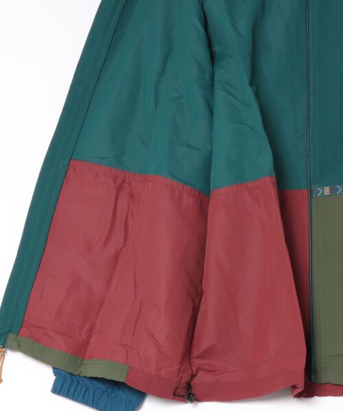 L.L.Bean(エルエルビーン)の「マウンテン・クラシック・フルジップ・ジャケット、マルチカラー 米国フィット・レギュラー(マウンテンパーカー・メンズ・グリーン系その他・X-LARGE/LARGE/MEDIUM/SMALL)」の8枚目の写真