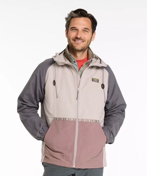 L.L.Bean(エルエルビーン)の「マウンテン・クラシック・フルジップ・ジャケット、マルチカラー 米国フィット・レギュラー(マウンテンパーカー・メンズ・グリーン系その他・X-LARGE/LARGE/MEDIUM/SMALL)」の2枚目の写真