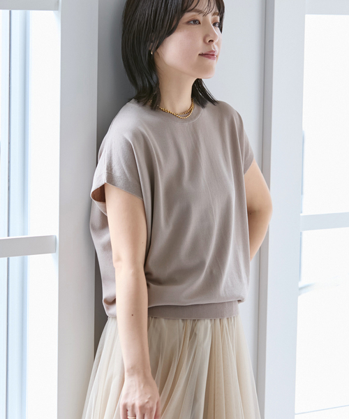 La TOTALITE(ラトータリテ)の「《追加3》【洗える】接触冷感ウォッシャブルフレンチプルオーバー(ニット/セーター・レディース・ベージュ/ブラック/ホワイト・FREE)」の3枚目の写真