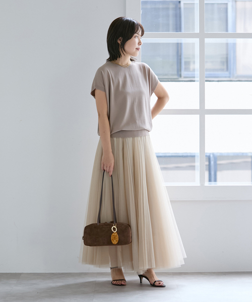 La TOTALITE(ラトータリテ)の「《追加3》【洗える】接触冷感ウォッシャブルフレンチプルオーバー(ニット/セーター・レディース・ベージュ/ブラック/ホワイト・FREE)」の4枚目の写真