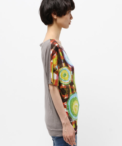 Desigual(デシグアル)の「「Desigual/デシグアル」Tシャツ(Tシャツ/カットソー・レディース・レッド系その他・SMALL/LARGE/MEDIUM)」の3枚目の写真