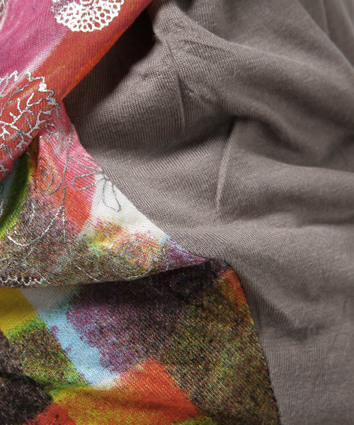 Desigual(デシグアル)の「「Desigual/デシグアル」Tシャツ(Tシャツ/カットソー・レディース・レッド系その他・SMALL/LARGE/MEDIUM)」の9枚目の写真