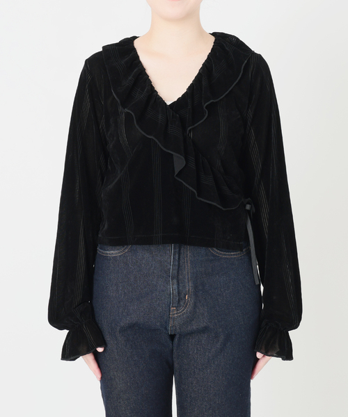 SLOBE IENA(スローブイエナ)の「miller/ミラー SLOBE別注 SHEER ベロアカシュクールトップス(Tシャツ/カットソー・レディース・ベージュ系その他/ブラック・FREE)」の7枚目の写真