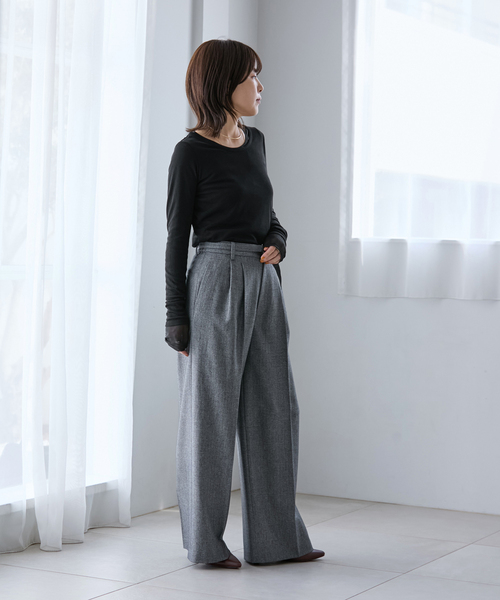 La TOTALITE（ラトータリテ）の「【洗える】レイヤードカットソー（Tシャツ/カットソー・レディース・ブラック/チャコールグレー・FREE）」の14枚目の写真