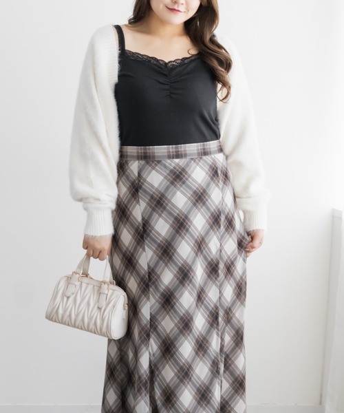 CLETTE(クレット)の「レース使いキャミソール(キャミソール・レディース・オフホワイト/ブラック・LL/4L/3L)」の6枚目の写真