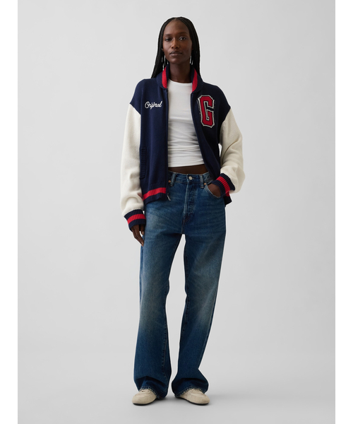 GAP(ギャップ)の「コットン100% オーバーサイズ バーシティスタイル ニットジャケット(ニット/セーター・レディース・ネイビー・M/XXS/XL/L/S/XS)」の4枚目の写真