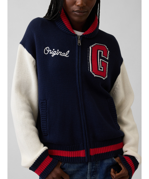 GAP(ギャップ)の「コットン100% オーバーサイズ バーシティスタイル ニットジャケット(ニット/セーター・レディース・ネイビー・M/XXS/XL/L/S/XS)」の6枚目の写真
