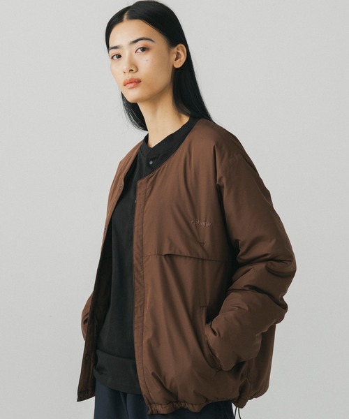 +phenix(プラスフェニックス)の「+phenix(プラスフェニックス)PADDED LINER JACKET / 中綿入りライナージャケット(ノーカラージャケット・メンズ・グレー/ブラウン/ブラック・M/L)」の4枚目の写真