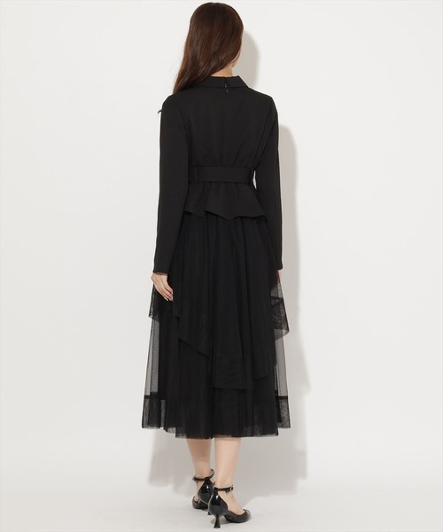 AND COUTURE(アンドクチュール)の「ペプラムジャケットレイヤードワンピース(ワンピース・レディース・ベージュ/チャコールグレー/ブラック・FREE)」の13枚目の写真
