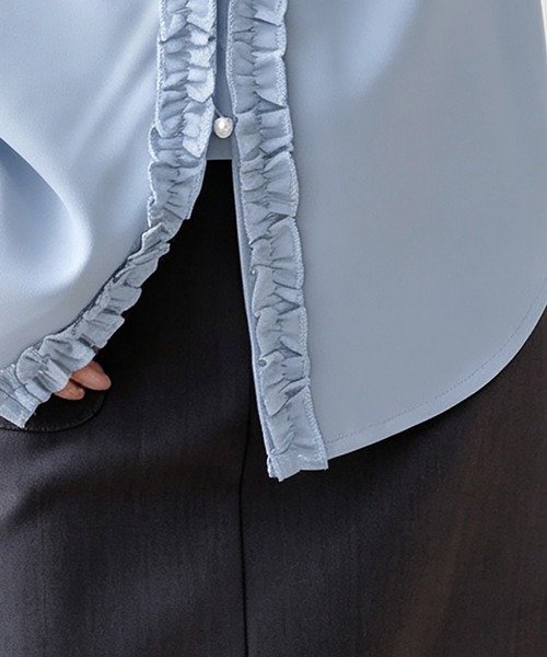 Doux Belle(ドゥーベル)の「フロントフリル長袖シャツ(シャツ/ブラウス・レディース・ブルー/ホワイト・MEDIUM/LARGE/X-LARGE)」の21枚目の写真