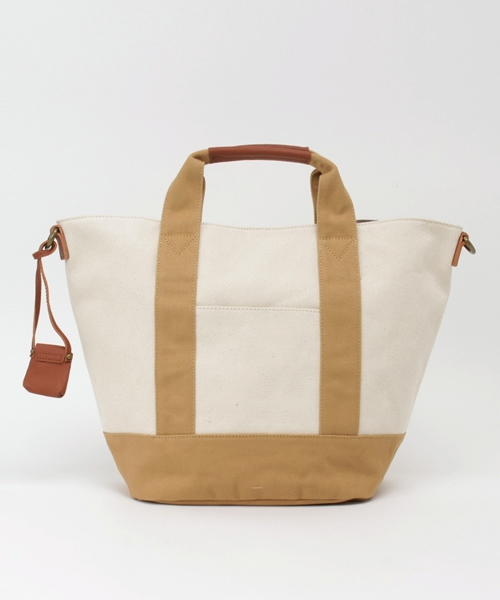 LuuNa（ルーナ）の「toleur キャンバス 2WA ショルダー トートバッグ（ショルダーバッグ・レディース・ベージュ/カーキ/その他・FREE）」の5枚目の写真