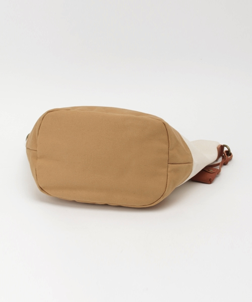 LuuNa（ルーナ）の「toleur キャンバス 2WA ショルダー トートバッグ（ショルダーバッグ・レディース・ベージュ/カーキ/その他・FREE）」の11枚目の写真