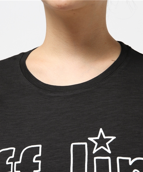 FIGARO Paris（フィガロパリ）の「HAPPINESS off-line Tシャツ◆（Tシャツ/カットソー・レディース・ブラック/ホワイト系その他・36/38）」の6枚目の写真