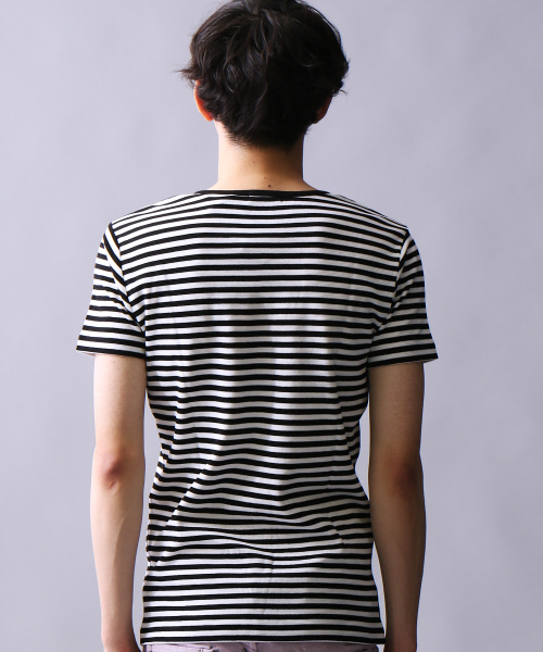 5351 POUR LES HOMMES（ゴーサンゴーイチプールオム）の「ベアワッフルVネックカットソー（Tシャツ/カットソー・メンズ・ブラック/その他16/ホワイト・48/44/46）」の4枚目の写真
