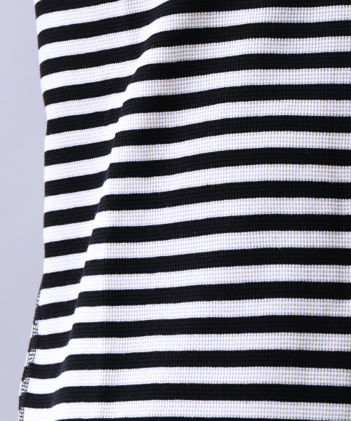 5351 POUR LES HOMMES（ゴーサンゴーイチプールオム）の「ベアワッフルVネックカットソー（Tシャツ/カットソー・メンズ・ブラック/その他16/ホワイト・48/44/46）」の8枚目の写真