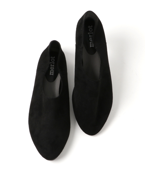 MERLOT（メルロー）の「フェイクスエードバブーシュ007-1437S（スリッポン・レディース・キャメル/レッド/ブラック/ライトベージュ・L/M）」の6枚目の写真