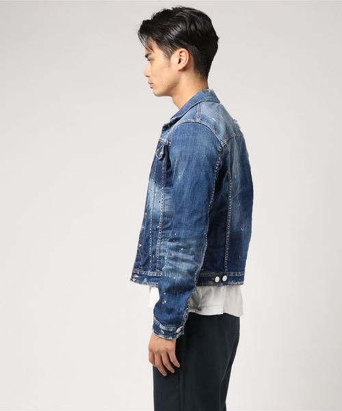 DSQUARED2（ディースクエアード）の「Sportsjacket /Classic jean jacket /Light simple white sports wash /0182（デニムジャケット・メンズ・ワンウォッシュ・44/46/48）」の2枚目の写真