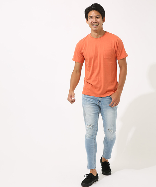 AZUL by moussy（アズールバイマウジー）の「カットオフクルーネック半袖T（Tシャツ/カットソー・メンズ・ホワイト/ブラック/ネイビー/オレンジ・SMALL/MEDIUM/LARGE/X-LARGE/X-SMALL）」の7枚目の写真