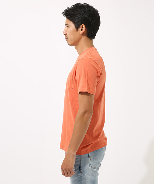 AZUL by moussy（アズールバイマウジー）の「カットオフクルーネック半袖T（Tシャツ/カットソー・メンズ・ホワイト/ブラック/ネイビー/オレンジ・SMALL/MEDIUM/LARGE/X-LARGE/X-SMALL）」の9枚目の写真