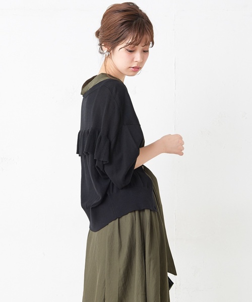 natural couture(ナチュラルクチュール)の「バックフリル薄手カーディガン(カーディガン/ボレロ・レディース・ブラック/ベージュ/パープル/ブラウン・FREE)」の2枚目の写真