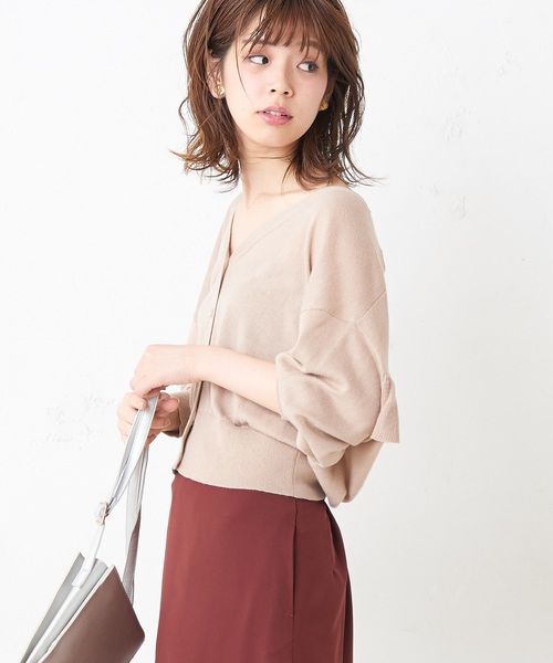 natural couture(ナチュラルクチュール)の「バックフリル薄手カーディガン(カーディガン/ボレロ・レディース・ブラック/ベージュ/パープル/ブラウン・FREE)」の17枚目の写真