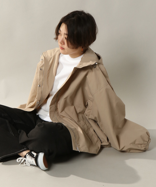 notch.（ノッチ）の「ボリュームソデマウンテンパーカー（マウンテンパーカー・レディース・ブラック/ベージュ/オリーブ/ライトベージュ・M）」の4枚目の写真