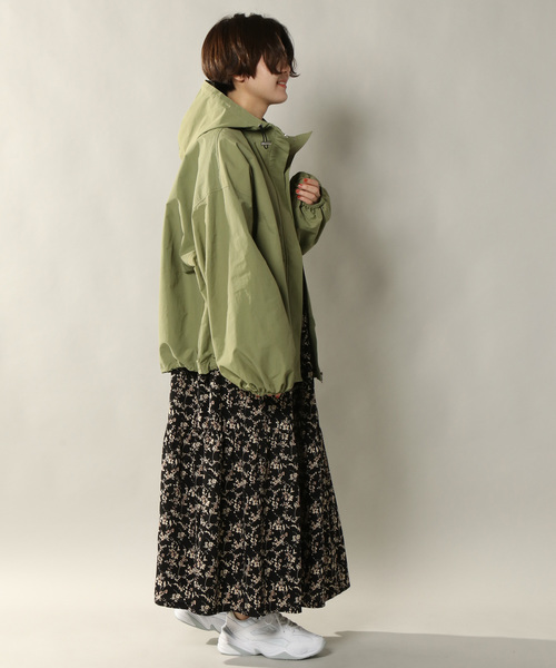 notch.（ノッチ）の「ボリュームソデマウンテンパーカー（マウンテンパーカー・レディース・ブラック/ベージュ/オリーブ/ライトベージュ・M）」の13枚目の写真