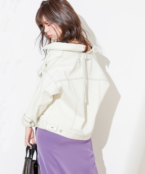 natural couture（ナチュラルクチュール）の「ゆったりビッグGジャン（デニムジャケット・レディース・アイボリー/ベージュ/インディゴブルー/サックスブルー・FREE）」の2枚目の写真